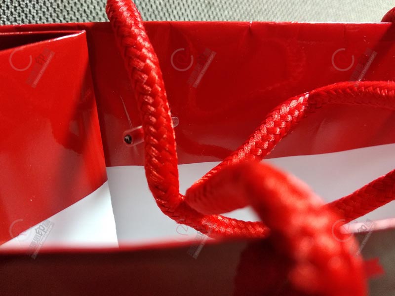 手提紙袋-190g銅版紙印刷-上亮膜-搭配紅色繩